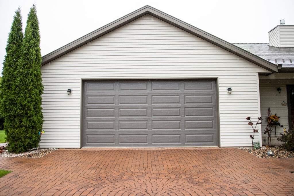 Popular Residential Garage Door Electronic Competitive Steel Garage Door